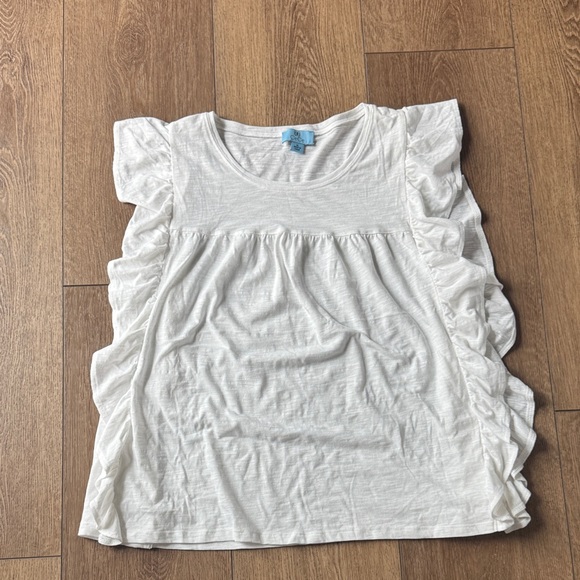 CeCe Tops - Cece White Ruffle Sleeve Knit Top